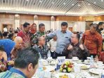 Pengurus ICMI Provinsi Kepri dan Kota Tanjung Pinang bersama Menteri Perdagangan, Zulkifli Hasan, di malam Gala Dinner Silaknas dan Milad ke 32 ICMI